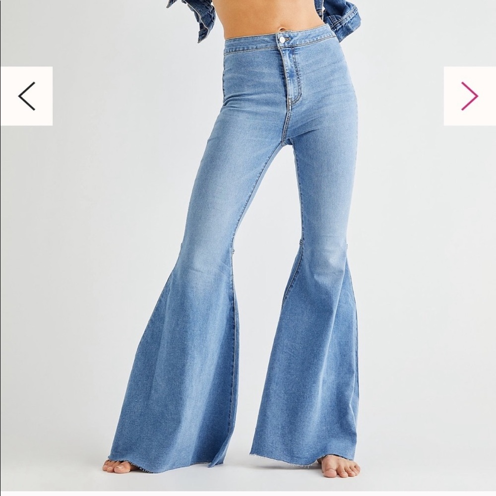 Free people Just Float On Flare Jeans